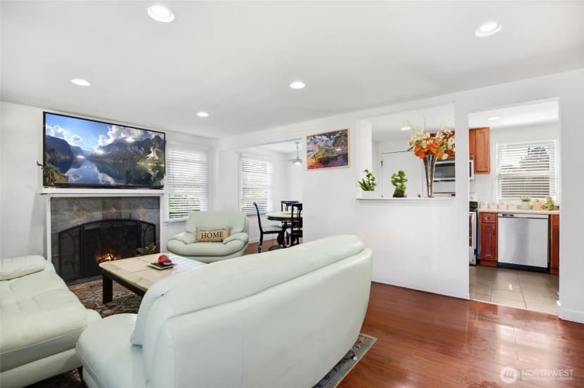 Property photo for 11424 69th Place S, Seattle photo 11
