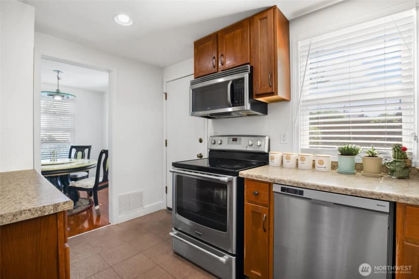 Property photo for 11424 69th Place S, Seattle photo 16