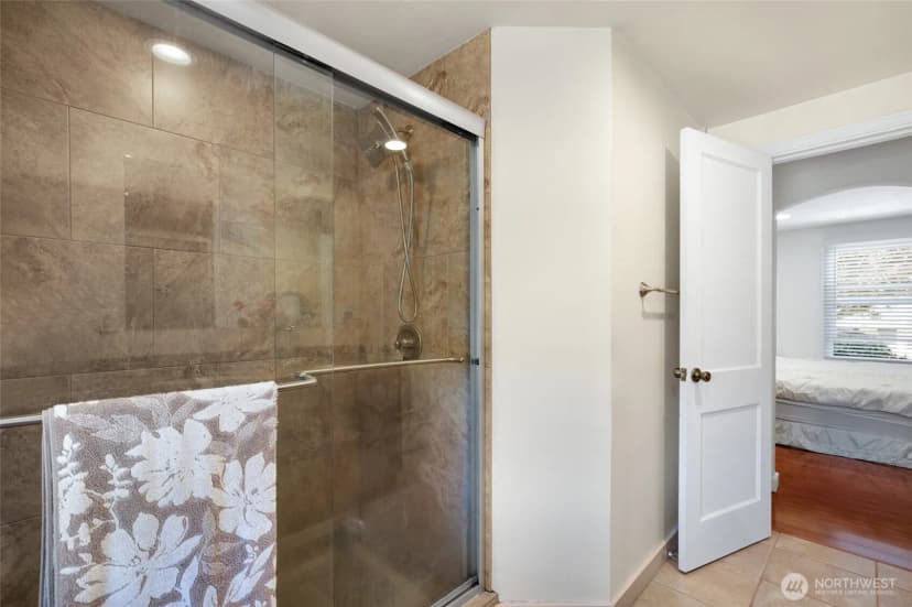Property photo for 11424 69th Place S, Seattle photo 22