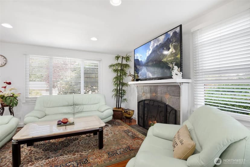Property photo for 11424 69th Place S, Seattle photo 12