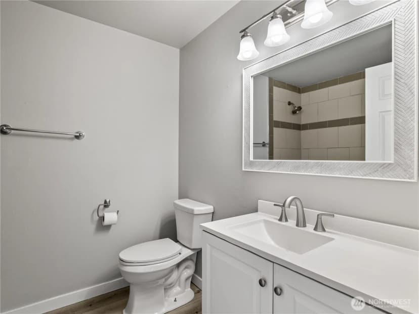 Property photo for 13041 12th Avenue Sw, Burien photo 15