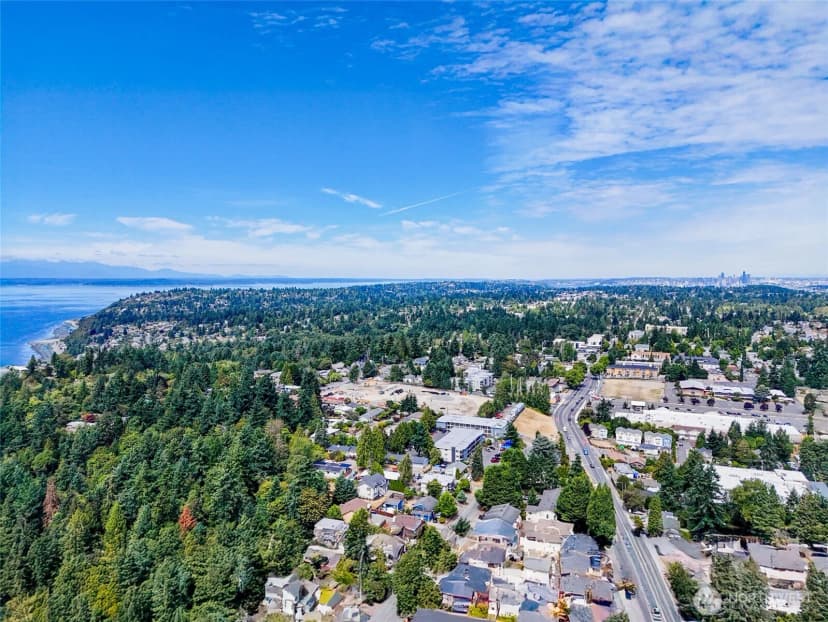 Property photo for 13041 12th Avenue Sw, Burien photo 38
