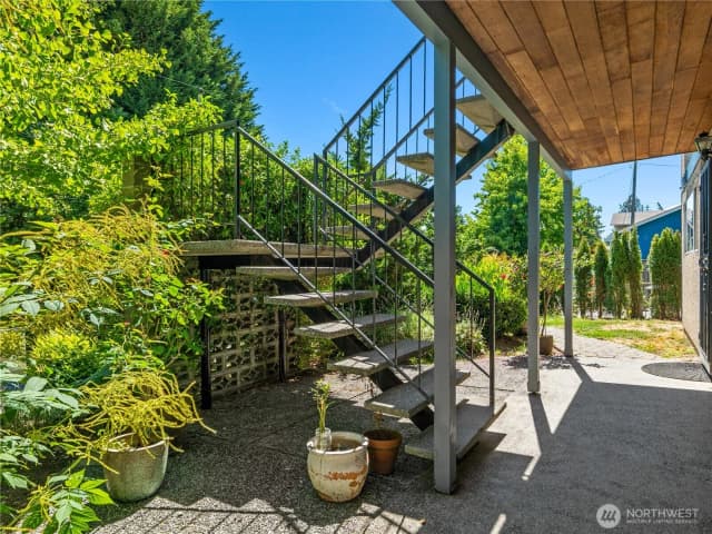 Property photo for 13041 12th Avenue Sw, Burien photo 3