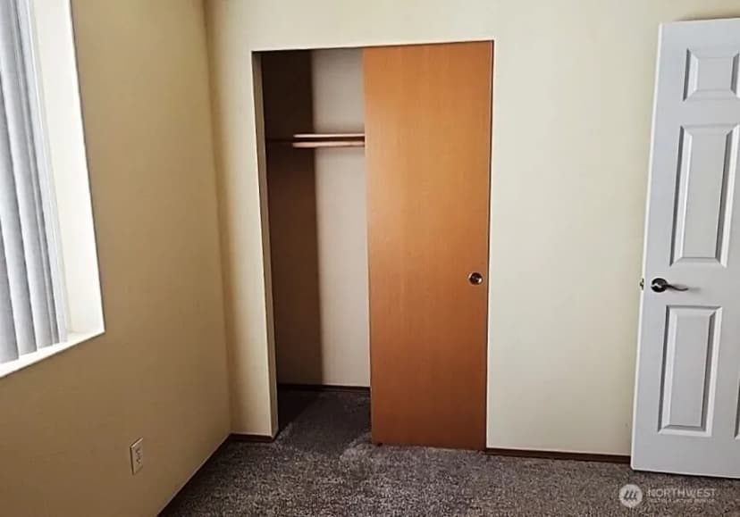 Property photo for 3000 Ne Loyola Street, Bremerton photo 7