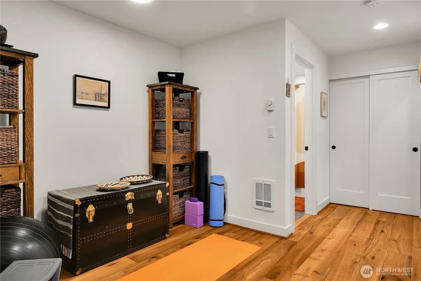 Property photo for 2375 Minor Avenue E, Seattle photo 26