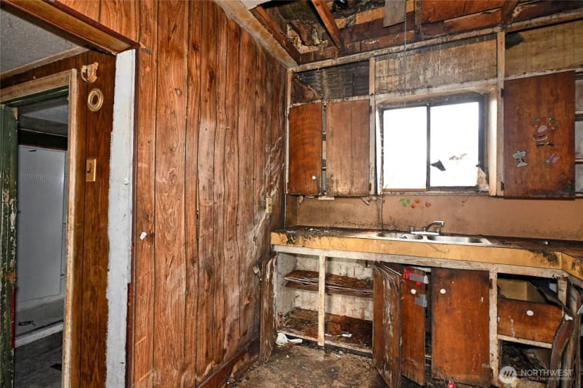 Property photo for 1703 Oakes Avenue, Everett photo 26