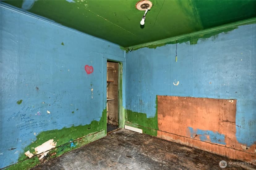 Property photo for 1703 Oakes Avenue, Everett photo 18