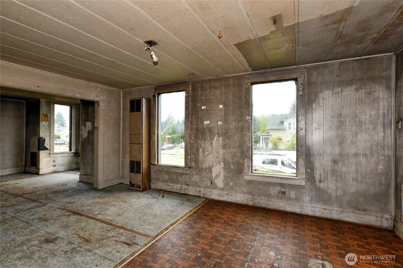 Property photo for 1703 Oakes Avenue, Everett photo 4