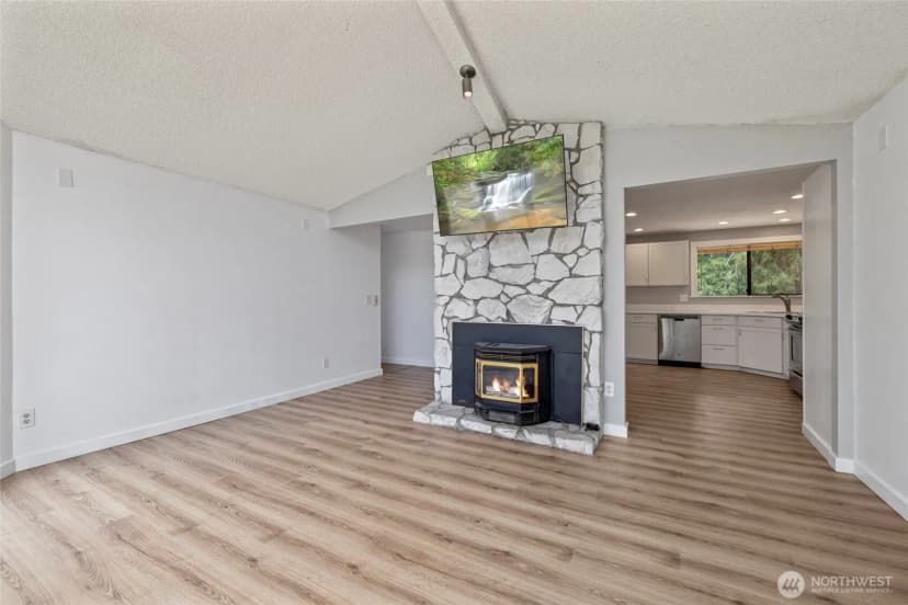 Property photo for 16694 Mountain View Road, Mount Vernon photo 15