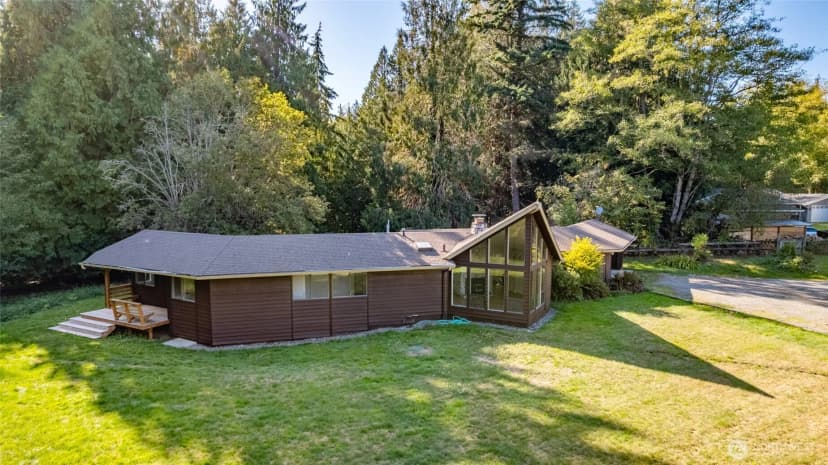 Property photo for 16694 Mountain View Road, Mount Vernon photo 2