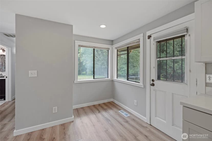 Property photo for 16694 Mountain View Road, Mount Vernon photo 25