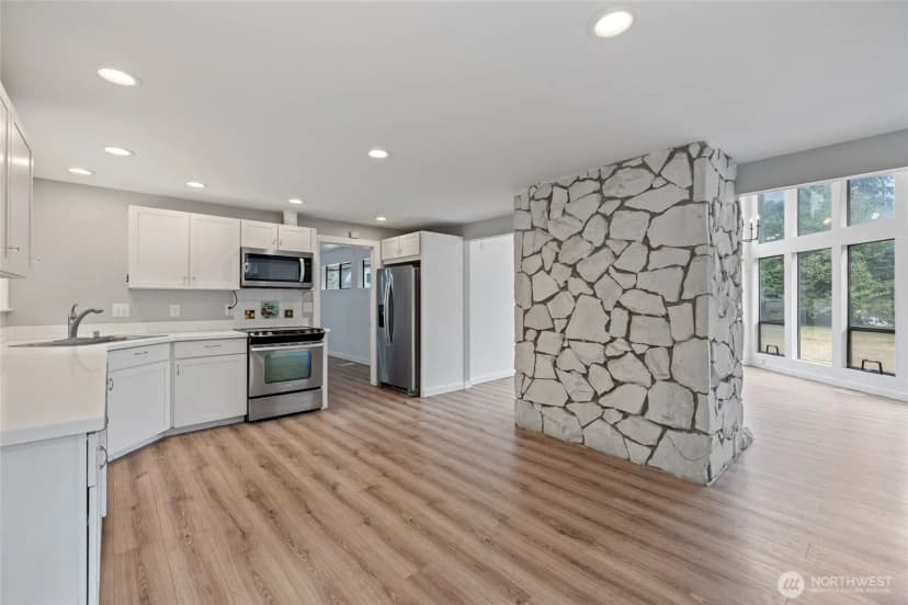 Property photo for 16694 Mountain View Road, Mount Vernon photo 17
