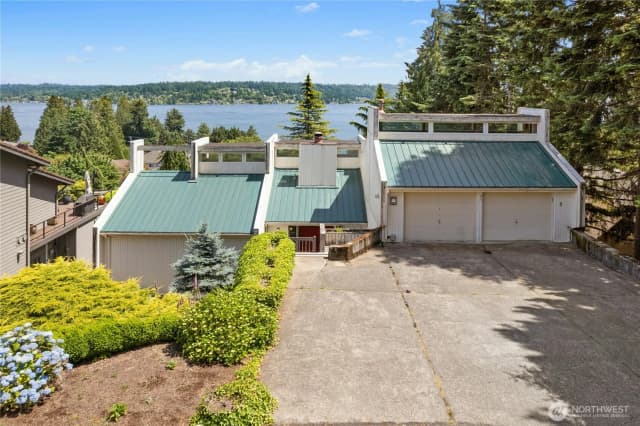Property photo for 2838 170th Avenue Se, Bellevue