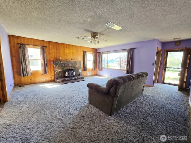 Property photo for 31 N Blackberry Avenue, Forks photo 4