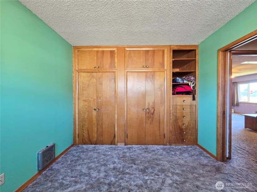 Property photo for 31 N Blackberry Avenue, Forks photo 16
