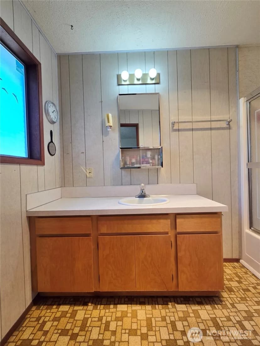 Property photo for 31 N Blackberry Avenue, Forks photo 24