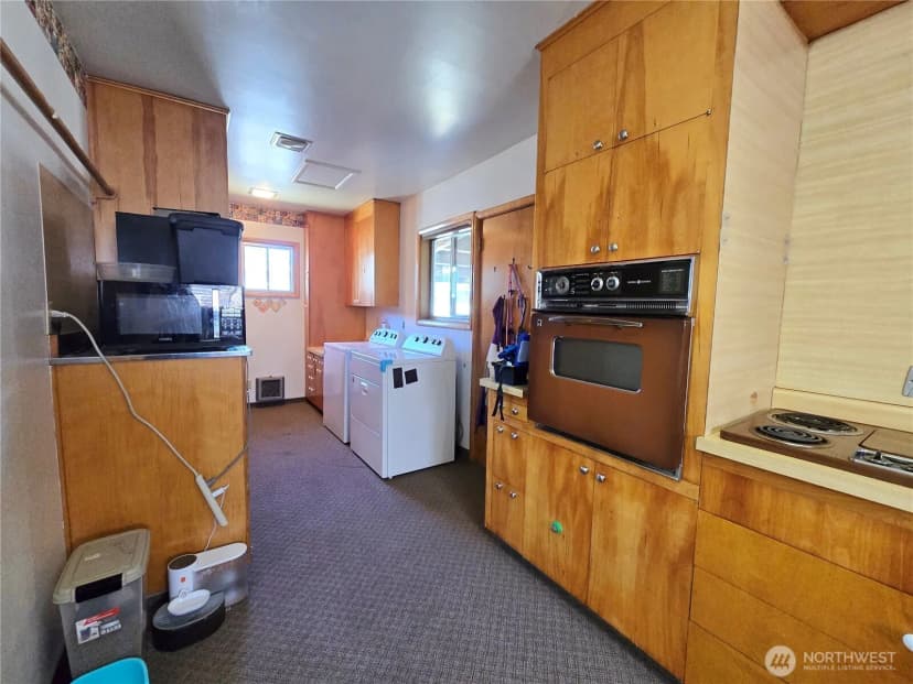 Property photo for 31 N Blackberry Avenue, Forks photo 13