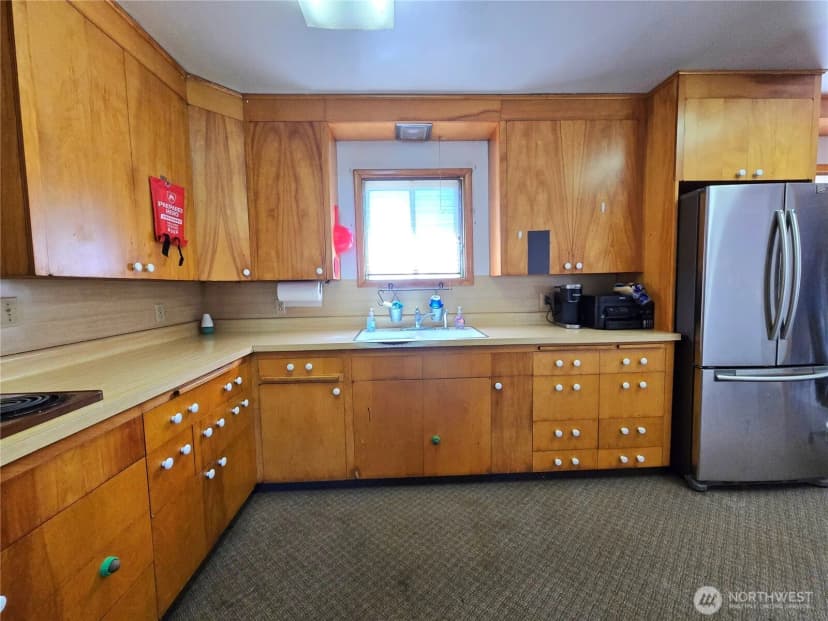 Property photo for 31 N Blackberry Avenue, Forks photo 11