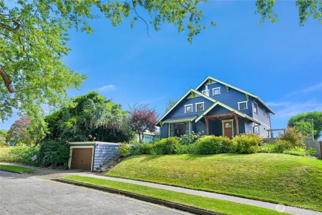 Property photo for 2518 S Park Drive, Bellingham