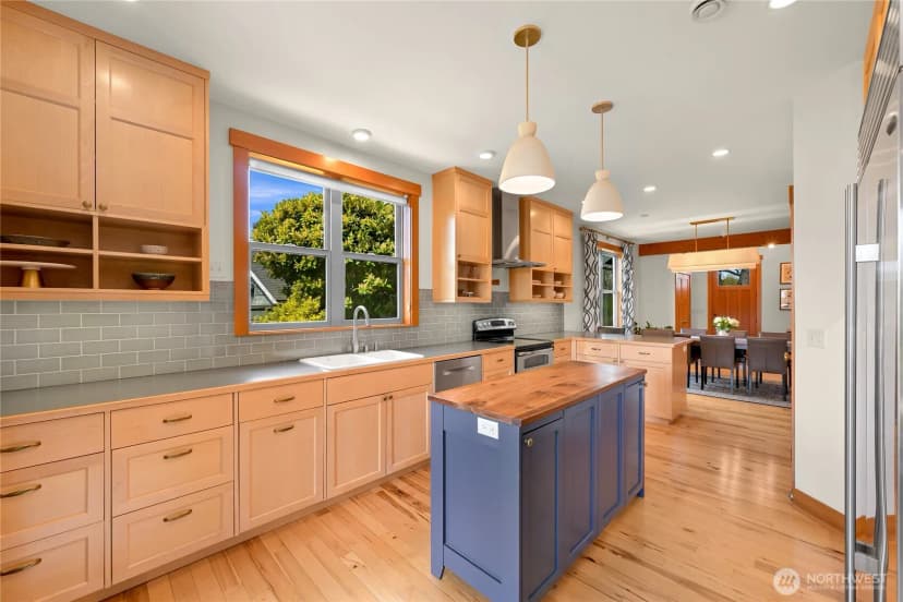 Property photo for 2518 S Park Drive, Bellingham photo 14