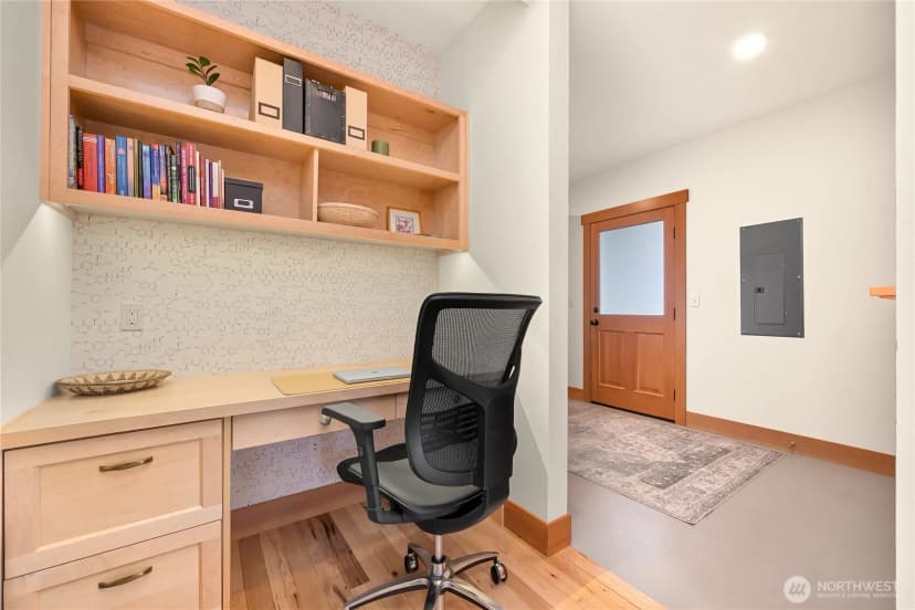 Property photo for 2518 S Park Drive, Bellingham photo 25