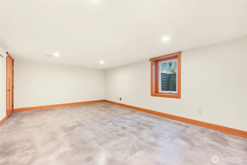 Property photo for 2518 S Park Drive, Bellingham photo 29