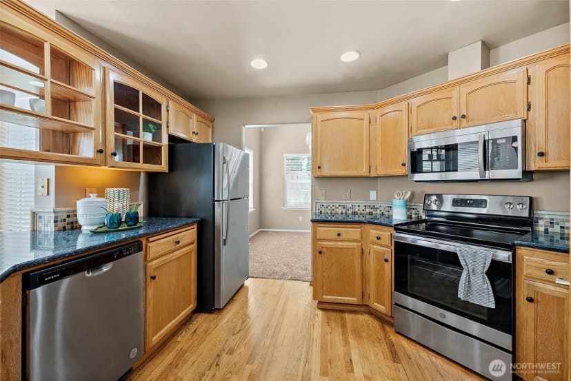 Property photo for 8208 48th Street Ct W, University Place photo 12