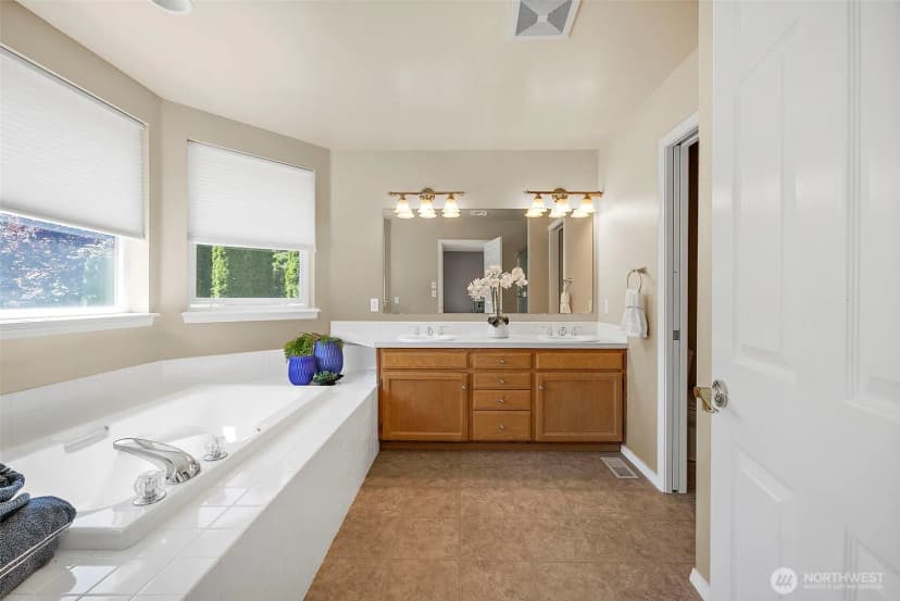 Property photo for 8208 48th Street Ct W, University Place photo 26