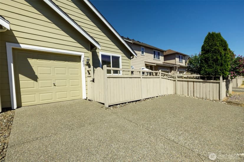 Property photo for 5867 Pennsylvania Street Se, Lacey photo 25