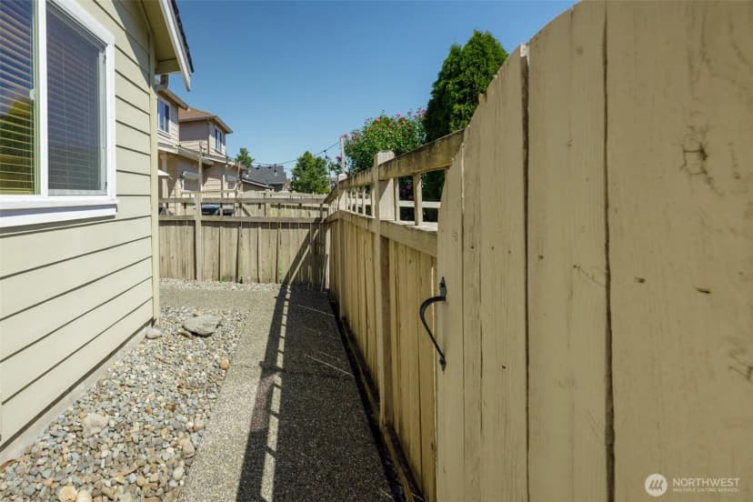 Property photo for 5867 Pennsylvania Street Se, Lacey photo 26