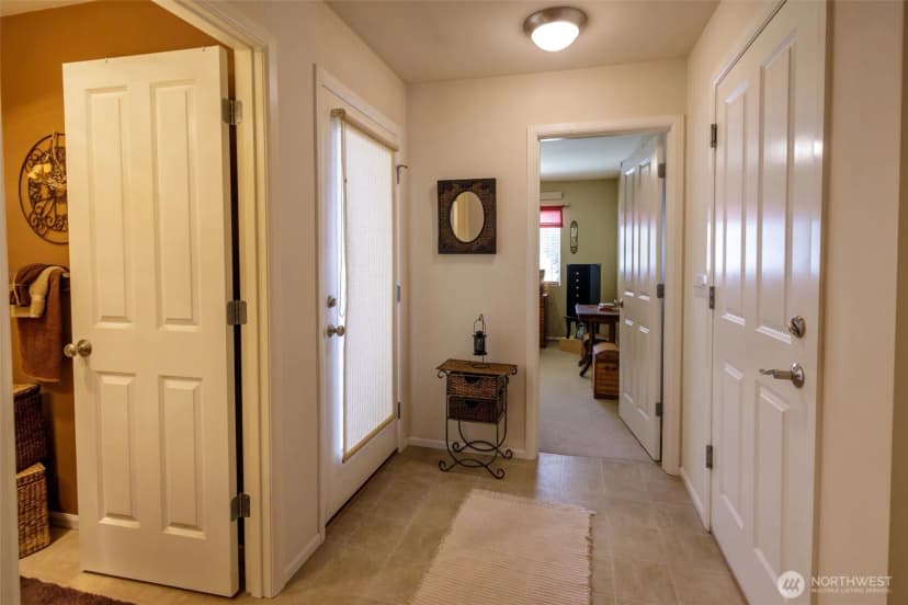 Property photo for 5867 Pennsylvania Street Se, Lacey photo 22