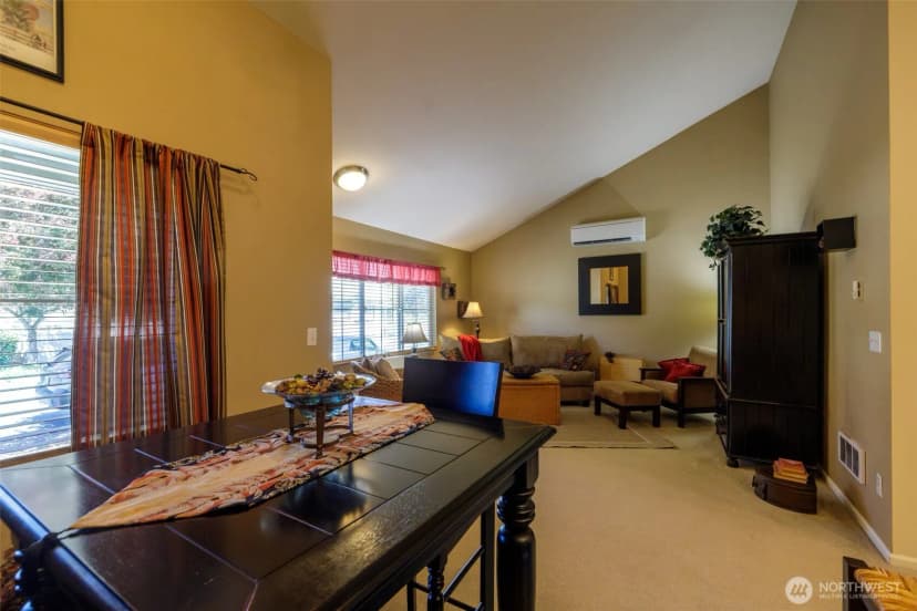 Property photo for 5867 Pennsylvania Street Se, Lacey photo 14