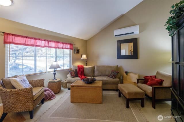 Property photo for 5867 Pennsylvania Street Se, Lacey photo 5