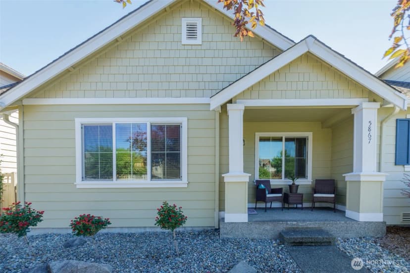 Property photo for 5867 Pennsylvania Street Se, Lacey photo 2