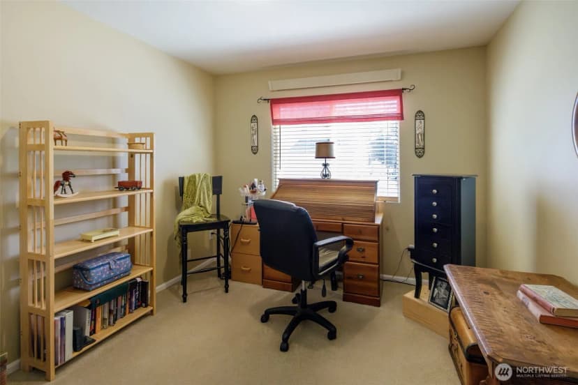 Property photo for 5867 Pennsylvania Street Se, Lacey photo 18
