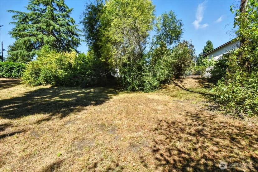 Property photo for 627 Sw 141st Street, Burien photo 18