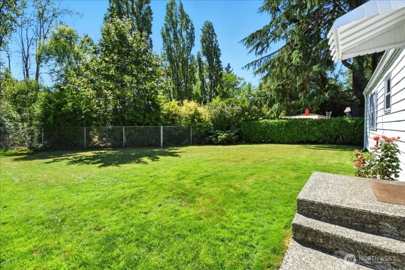 Property photo for 627 Sw 141st Street, Burien photo 14