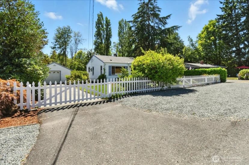 Property photo for 627 Sw 141st Street, Burien photo 20