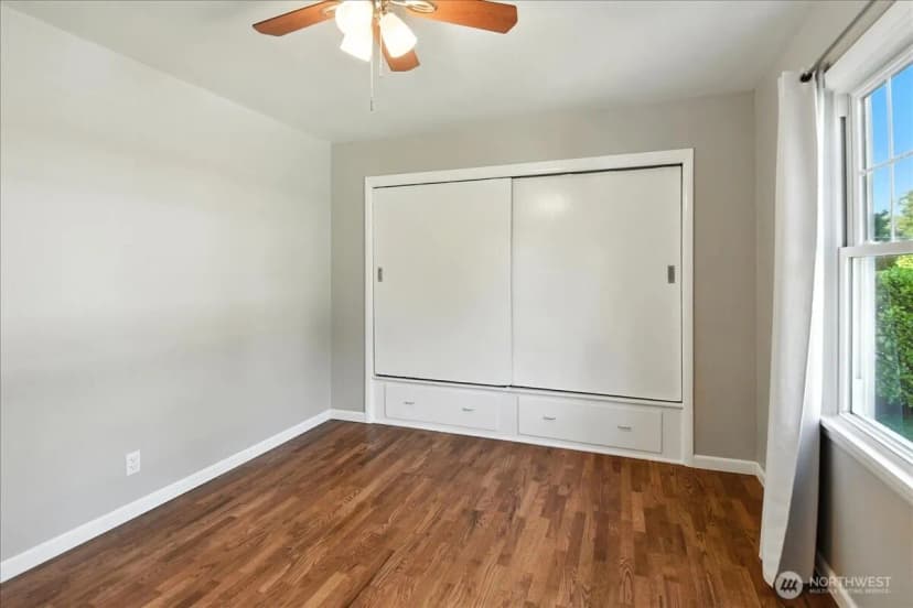 Property photo for 627 Sw 141st Street, Burien photo 9