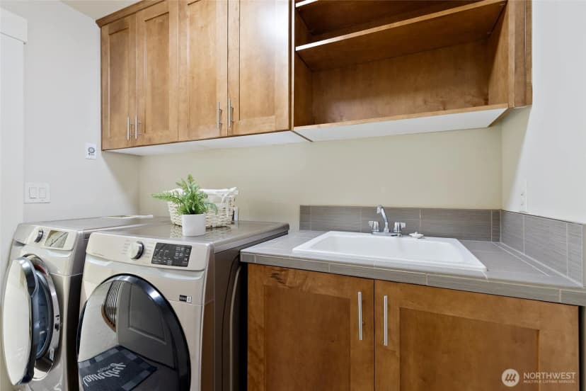 Property photo for 684 235th Avenue Ne, Sammamish photo 29