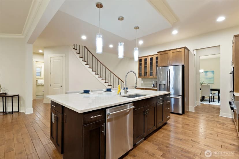 Property photo for 684 235th Avenue Ne, Sammamish photo 11