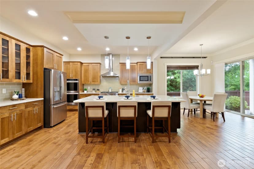 Property photo for 684 235th Avenue Ne, Sammamish photo 9