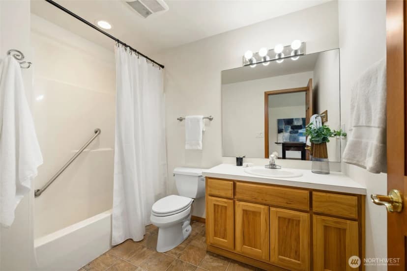 Property photo for 24600 Ne 193rd Place, Woodinville photo 21