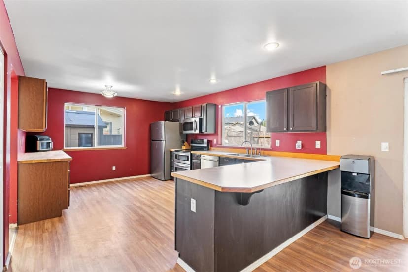 Property photo for 834 23rd Street Se, Auburn photo 10