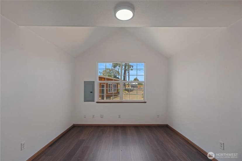 Property photo for 3618 Chrisella Road E, Edgewood photo 13