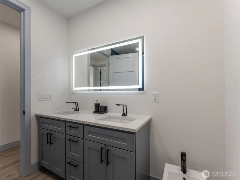 Property photo for 252 Nw Chinook Way, East Wenatchee photo 30