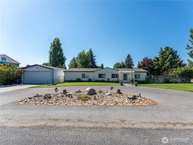 Property photo for 1623 Locust Street, Wenatchee