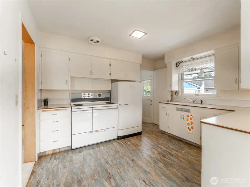 Property photo for 1610 Walnut Street, Wenatchee photo 16