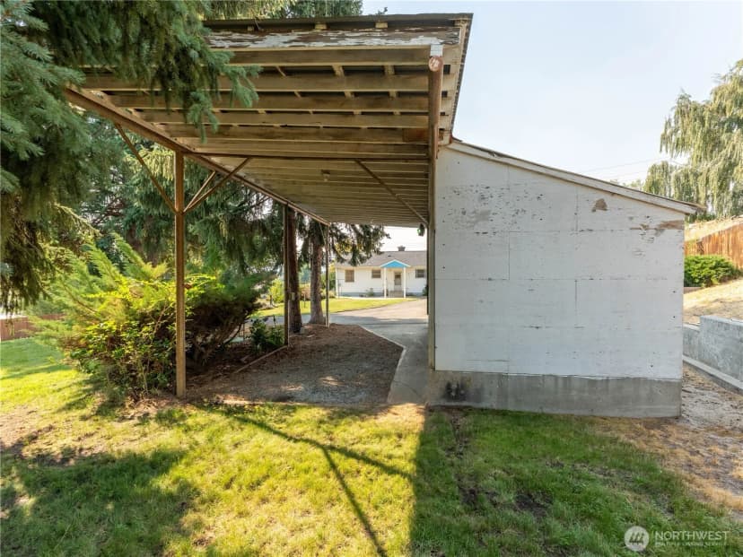 Property photo for 1610 Walnut Street, Wenatchee photo 37