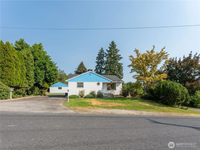 Property photo for 1610 Walnut Street, Wenatchee